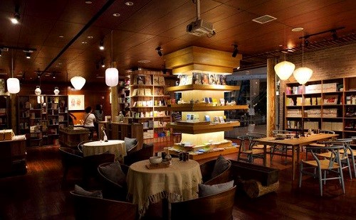 線下實(shí)體店 線下實(shí)體店